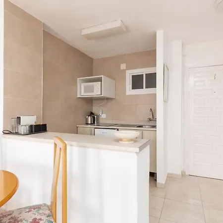 Jupiter 1 Bed Sea View